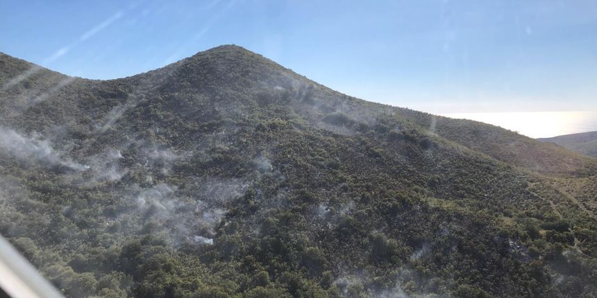 Zračne snage gase požar Zračne snage gase požar