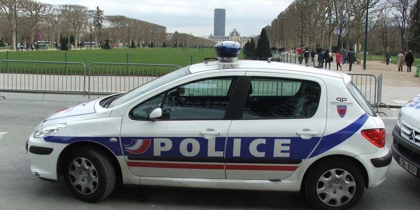 Francuska policija u Parizu Francuska policija u Parizu