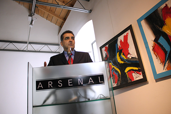 Image 1033349 (auto) Image 1033349 (auto)