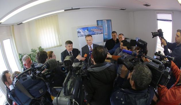 Zadar – Predsjednik Uprave HBOR-a Anton Kovacev posjetio je Gospodarsku komoru u Zadru. Photo: Filip Brala/PIXSELL