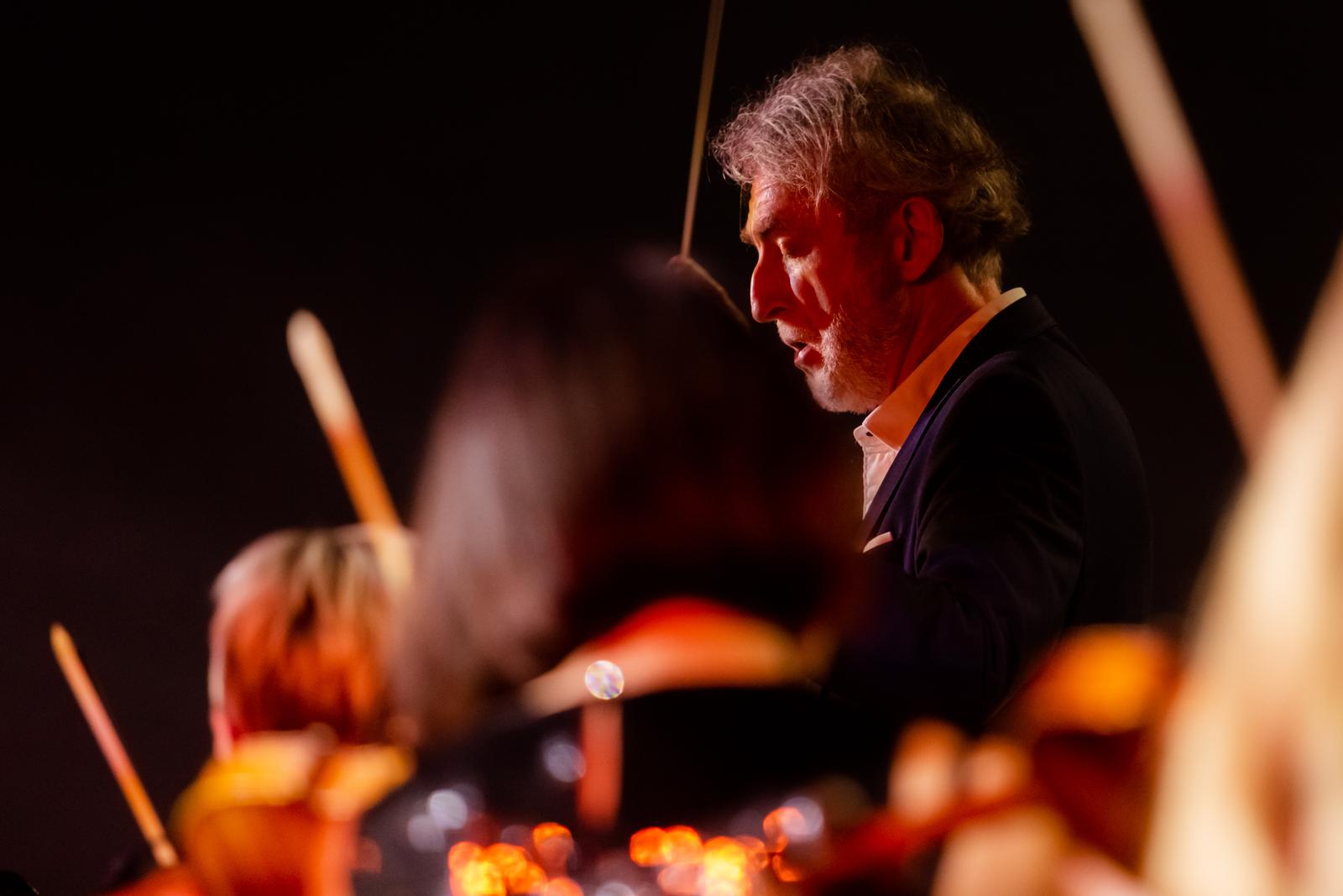 Glazbeni spektakl Rock the Opera održan u Zadru: Dino Jelusić nastupio kao specijalni gost Glazbeni spektakl Rock the Opera održan u Zadru: Dino Jelusić nastupio kao specijalni gost