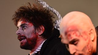 Dragon teatar premijerom predstave “Kraljevo” proslavio svoj peti rođendan Dragon teatar premijerom predstave “Kraljevo” proslavio svoj peti rođendan