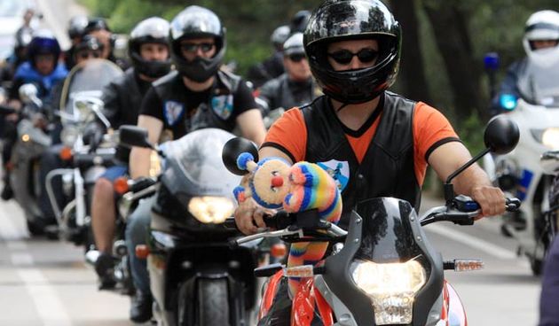 Plavi Vitezovi i Bestije