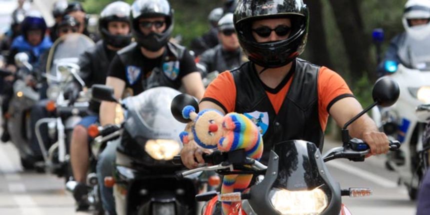 Plavi Vitezovi i Bestije