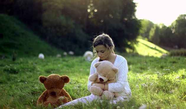 Žena koja pati, patnja, slomljeno srce