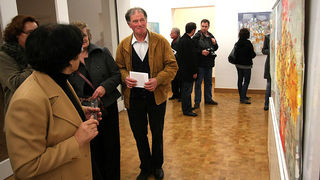 ‘Ples sjena’ – izložba slika Oksane Veber