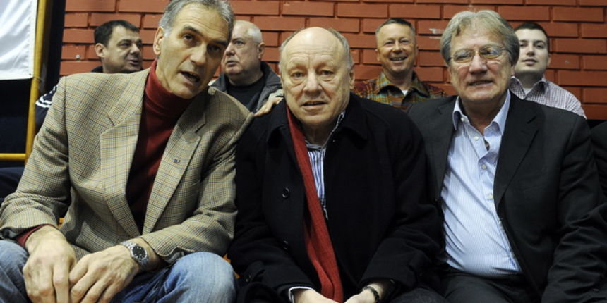 Zagreb, 180210.
Dvorana Trnsko, kosarka, polufinale kosarkaskog Kupa Kresimir Cosic, susret ekipa KK Zadar i KK Cibona.
Na slici: Andro Knego, Mirko Novosel.
Foto: Damir Krajac / CROPIX Zagreb, 180210.
Dvorana Trnsko, kosarka, polufinale kosarkaskog Kupa Kresimir Cosic, susret ekipa KK Zadar i KK Cibona.
Na slici: Andro Knego, Mirko Novosel.
Foto: Damir Krajac / CROPIX