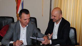 Ministar Tolušić potpisao ugovore za sanaciju šteta od poplave Ministar Tolušić potpisao ugovore za sanaciju šteta od poplave