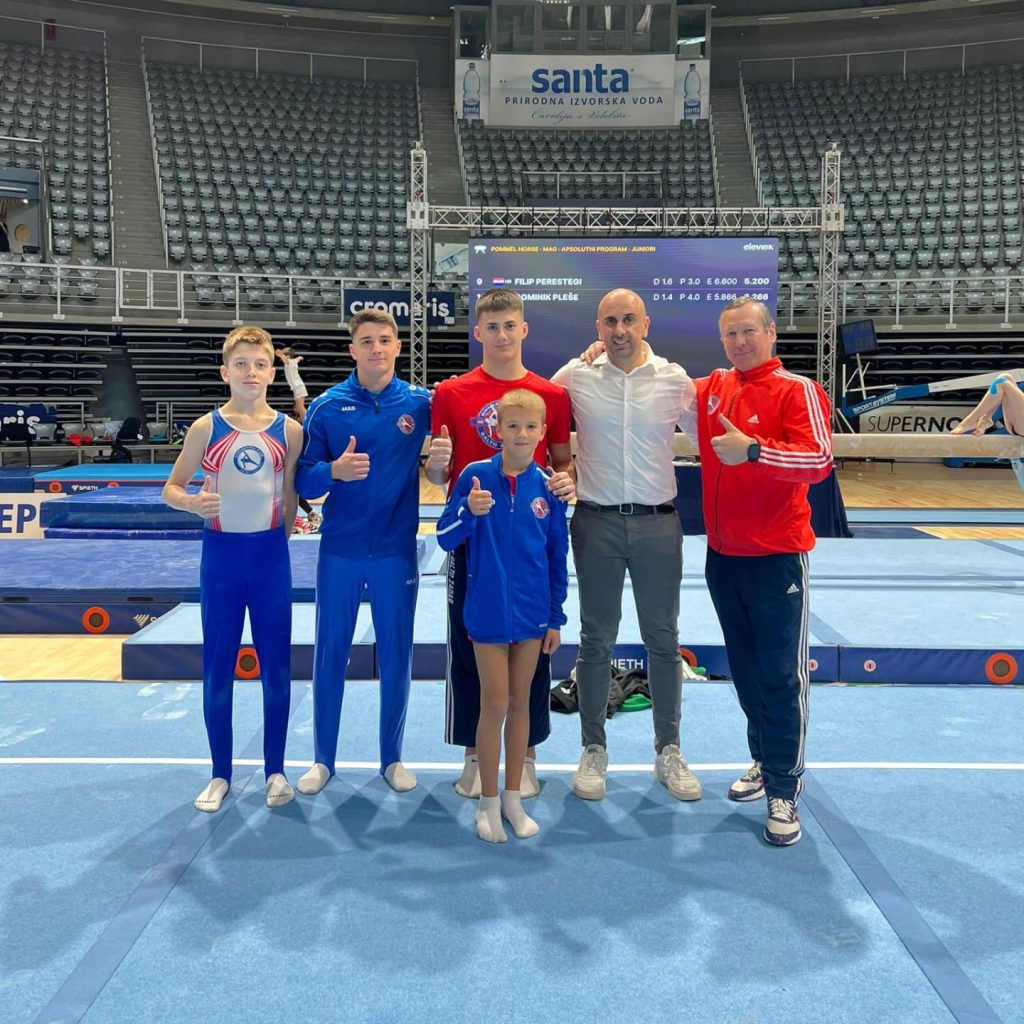 Niko Nevešćanin je postao novi višebojski prvak Hrvatske💪💪💪🥇
Tomislav Pavić u istoj kategoriji je nastupio na konju s hvataljkama i preskoku.
Franko Šušić u kategoriji mlađih juniora je osvojio srebro🥈🥈
Emanuel Brala je u kategoriji kadeta ostvario najbolji plasman na spravi ruče s osvojenim 4.mjestom