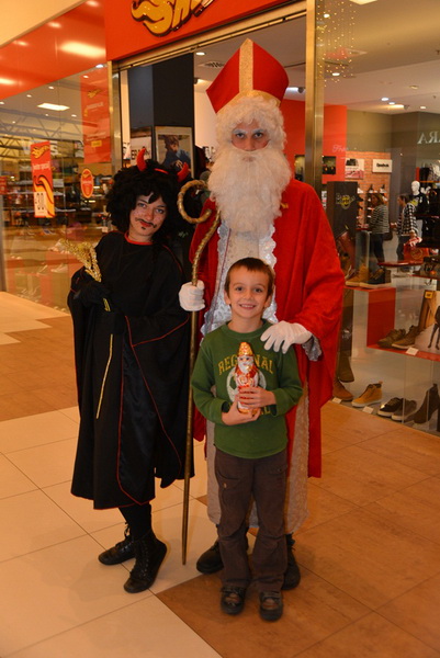 Sveti Nikola u Supernova centru 6. prosinca 2016.  Foto: Iva Perinčić