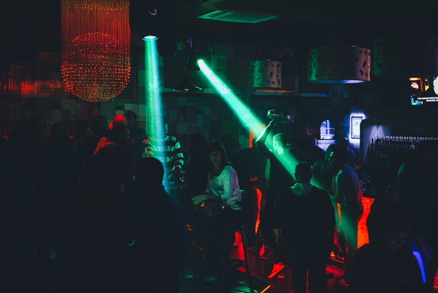 Jurica Pađen & Aerodrom u Maraschino baru; foto Iva Perinčić Jurica Pađen & Aerodrom u Maraschino baru; foto Iva Perinčić