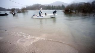 Na području Kosinja proglašeno izvanredno stanje obrane od poplava Na području Kosinja proglašeno izvanredno stanje obrane od poplava