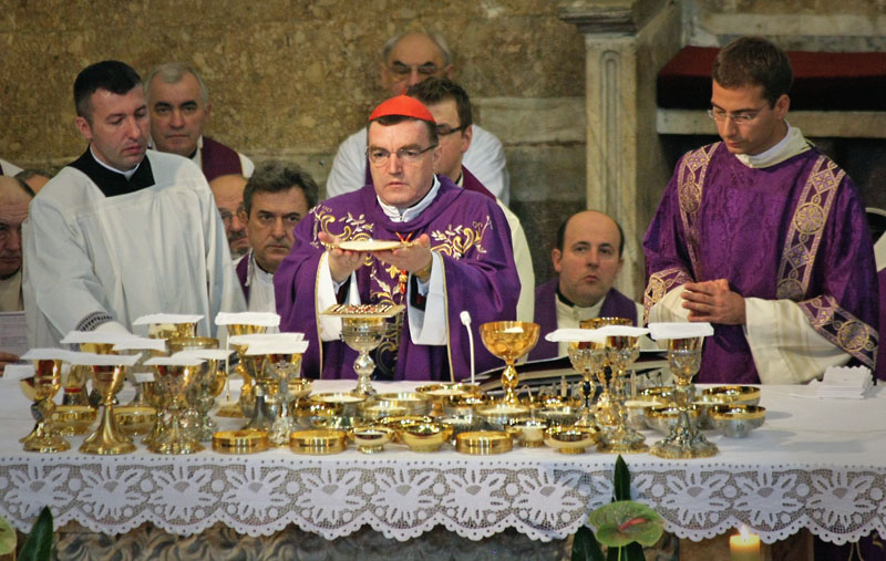 Posljednji ispraćaj nadbiskupa Ivana Prenđe (foto: Marin Gospić)