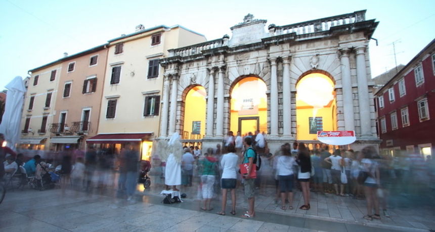 Gradska loza: otvorenje izlozbe Machinae etc. Velibora Jankovica foto: Angelo Virag