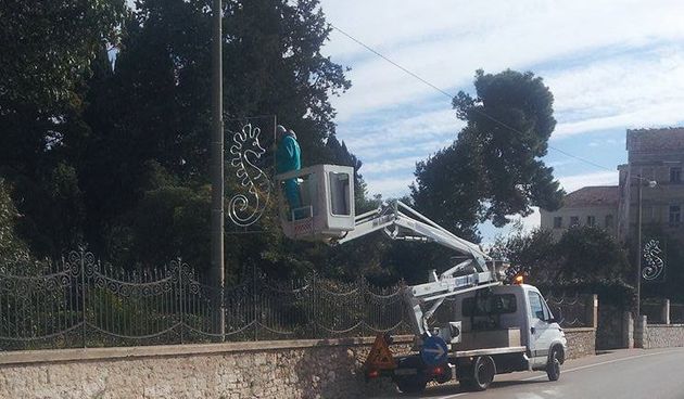 Bozicni ukrasi, blagdani, Marex elektrostroj