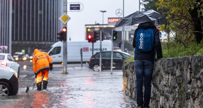 split poplava split poplava