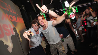 Brandon Morales u Maraschino baru (foto:Saša Čuka) Brandon Morales u Maraschino baru (foto:Saša Čuka)