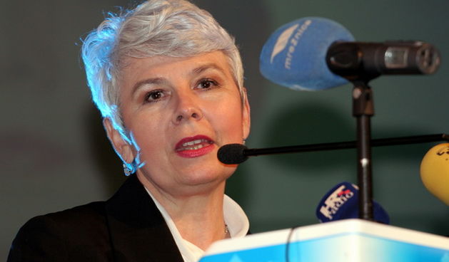 Karlovac, 190210.
Predsjednica HDZ-a Jadranka Kosor gostovala je u Karlovcu gdje je ovdasnji ogranak stranke slavio 20. godisnjicu postojanja.
Foto: Mario Pusic / CROPIX