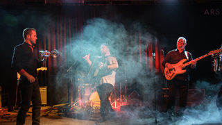 Esma Redžepova, prateći bend Folk Masters i gost Ibus Ibraimovski @ Arsenal Zadar Esma Redžepova, prateći bend Folk Masters i gost Ibus Ibraimovski @ Arsenal Zadar