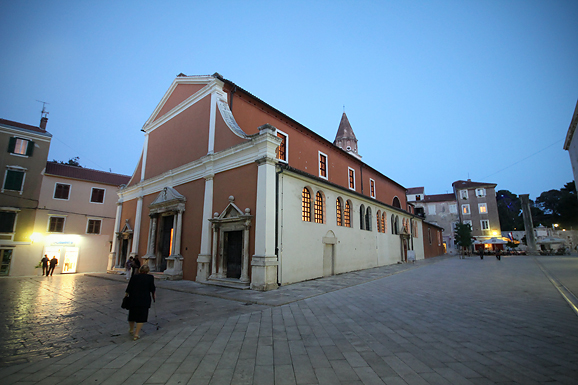 Svečana večernja misa u crkvi Sv.Šime (foto:Saša Čuka)