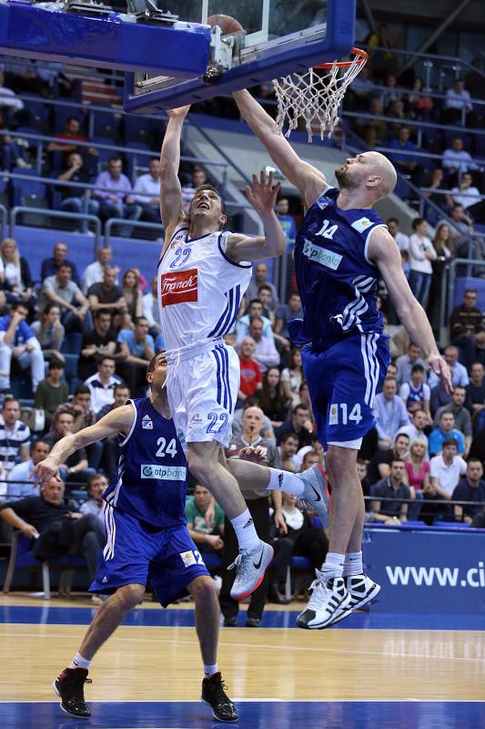 Zagreb – 7. kolo A-1 lige za prvaka, KK Cibona – KK Zadar 82-66. Photo: Goran Stanzl/PIXSELL Zagreb – 7. kolo A-1 lige za prvaka, KK Cibona – KK Zadar 82-66. Photo: Goran Stanzl/PIXSELL