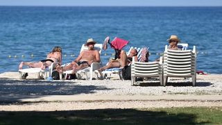 Turisti i građani uživali su u subotu u prekrasnom rujanskom danu babljeg ljeta. Photo: Dino Stanin/PIXSELL Turisti i građani uživali su u subotu u prekrasnom rujanskom danu babljeg ljeta. Photo: Dino Stanin/PIXSELL