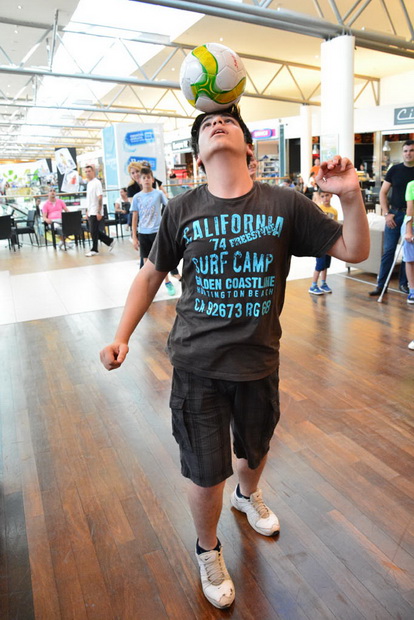 Supernova: Nogometno ludilo i izvlačenje dobitnika automobila Audi A1 Supernova: Nogometno ludilo i izvlačenje dobitnika automobila Audi A1