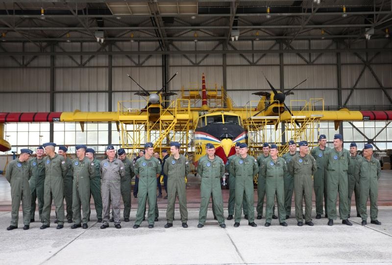 Plenković i Krstičević posjetili zračnu bazu Zemunik i protupožarnu eskadrilu Plenković i Krstičević posjetili zračnu bazu Zemunik i protupožarnu eskadrilu