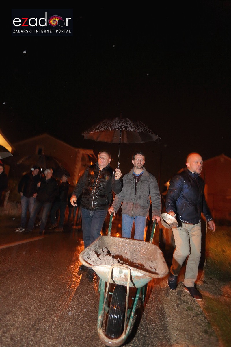 Bibinje: Tradicionalna procesija s Križem na Veliki Petak