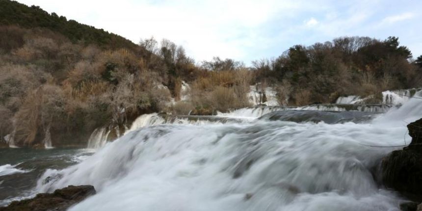 Obilazak NP Krka i Slapova Krke povodom Medjunarodnog dana rijeka. Photo: Dusko Jaramaz/PIXSELL Autor Dusko Jaramaz/PIXSELL Ključne riječi slapovi krke, Nacionalni park Krka, rijeka Krka, voda, rijeka, Obilazak NP Krka i Slapova Krke povodom Medjunarodnog dana rijeka. Photo: Dusko Jaramaz/PIXSELL Autor Dusko Jaramaz/PIXSELL Ključne riječi slapovi krke, Nacionalni park Krka, rijeka Krka, voda, rijeka,
