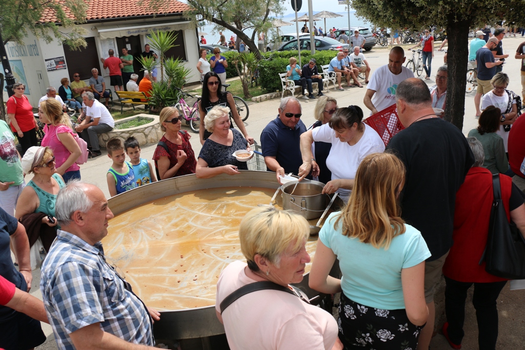Velika prvosvibanjska fešta na Viru Velika prvosvibanjska fešta na Viru