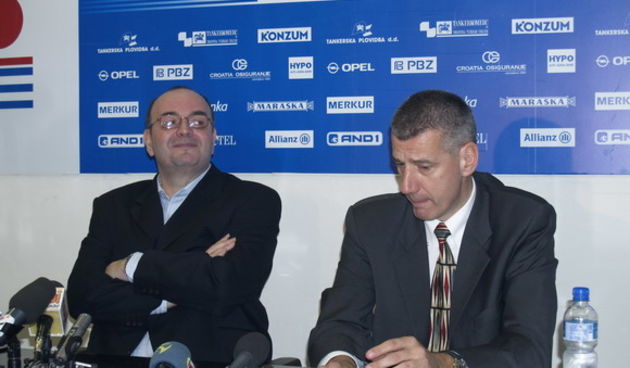 Vujosevic i Petrovic na presici