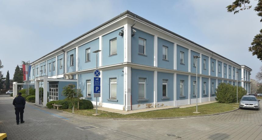 Zgrada Trgovačkog, Prekršajnog, Općinskog suda u Tuđmanovoj ulici