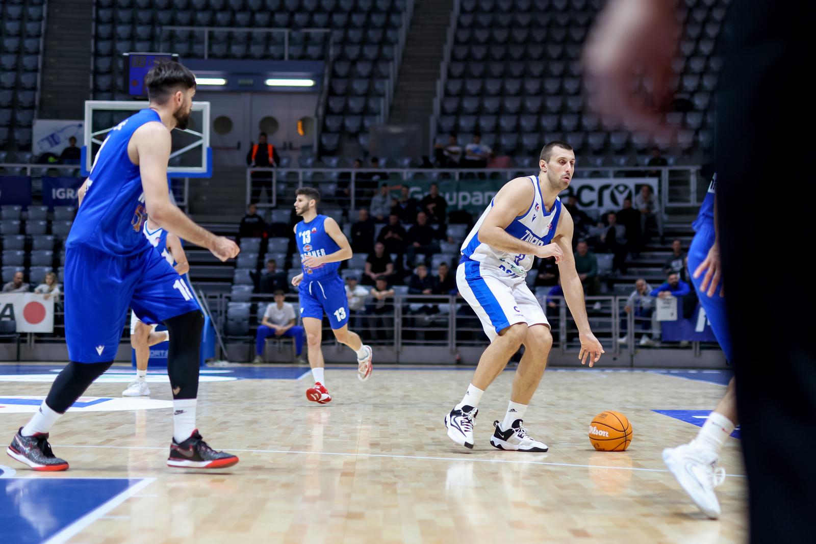 Favbet Premijer liga, 11. kolo: KK Zadar – KK KK Kvarner 77-63