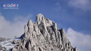 Tulove grede pod snježnim pokrivačem Tulove grede pod snježnim pokrivačem