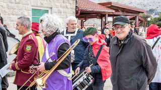 Paški zimski karneval 2017.- Maškarane skupine u karnevalskoj povorci Paški zimski karneval 2017.- Maškarane skupine u karnevalskoj povorci