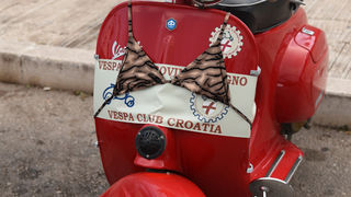 Vespaši zauzeli Biograd, foto: Vinko Pešić