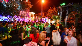 Zatvaranje sezone u virskom cafe & coctail baru Vagabundo. Foto: Iva Perinčić