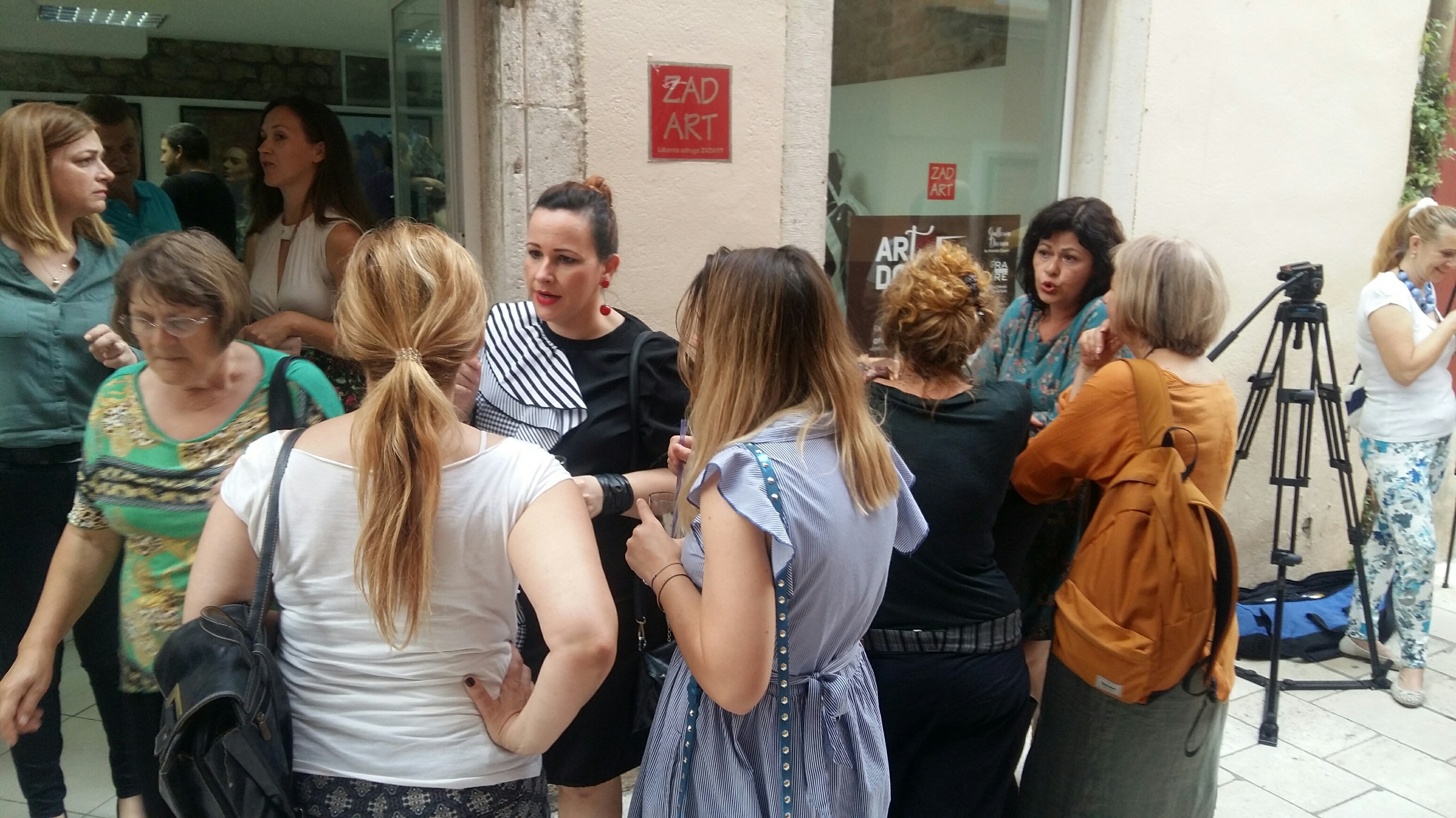 Otvorenje izložbe unikatnog hand made nakita i modnih dodataka ARtDoOR