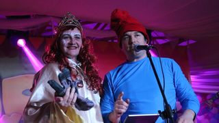 Virske maškare: Nedjelja u znaku zvijezdice Meri, Tota i Tempo Banda