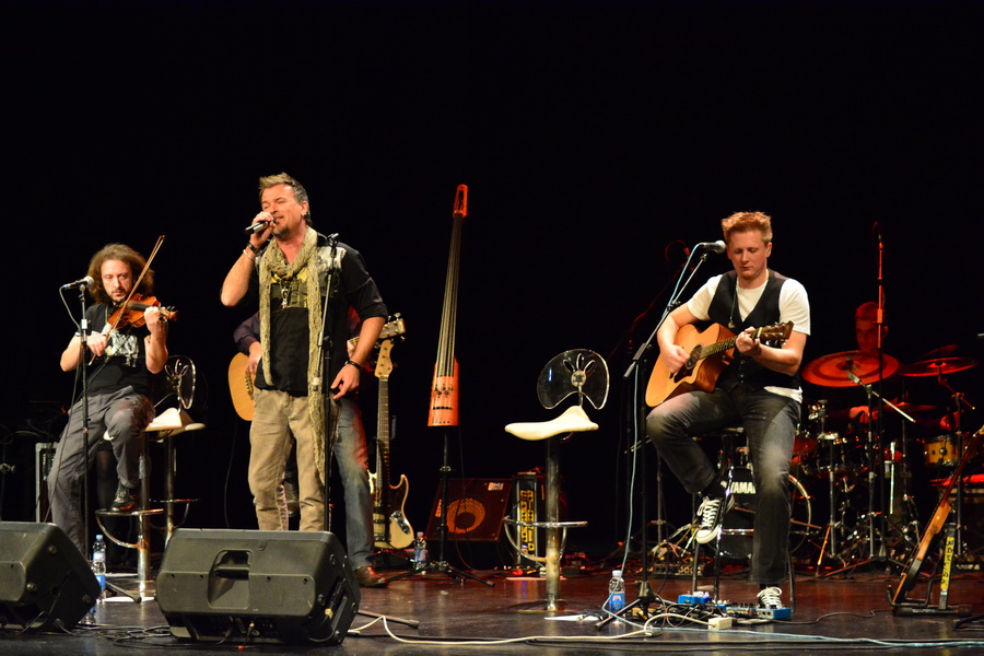 Gibonni nastupio u HNK Zadar, foto: Iva Perinčić Gibonni nastupio u HNK Zadar, foto: Iva Perinčić