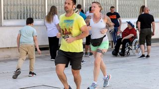 Sunčana nedjelja: Domaći i turisti na ulicama grada Sunčana nedjelja: Domaći i turisti na ulicama grada