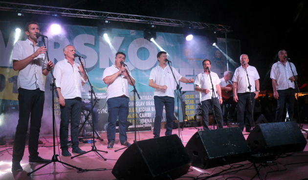 Virsko ljeto 2016: Tomislav Bralić i klapa Intrade oduševili 12 tisuća obožavatelja na virskoj rivi