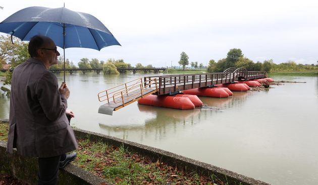 Karlovac: Iako su vodostaji Kupe i Korane povišeni ne prijeti opasnost od poplave