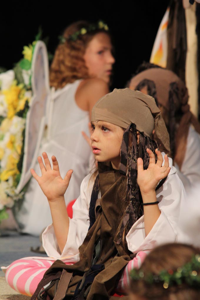 Diklo: “Šuma Striborova” u izvedbi kazališne radionice Donatolina, foto: Iva Perinčić Diklo: “Šuma Striborova” u izvedbi kazališne radionice Donatolina, foto: Iva Perinčić