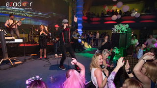 Ludnica u Saturnusu: Najbolji doček u svemiru i šire Ludnica u Saturnusu: Najbolji doček u svemiru i šire