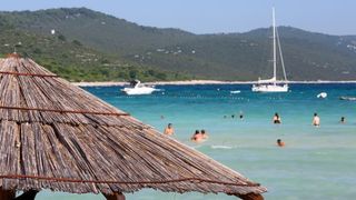 Ljetni dana na dugootočkoj plaži Sakarun, biseru Mediterana s prekrasnim tirkiznim morem, Foto: Filip Brala/PIXSELL Ljetni dana na dugootočkoj plaži Sakarun, biseru Mediterana s prekrasnim tirkiznim morem, Foto: Filip Brala/PIXSELL