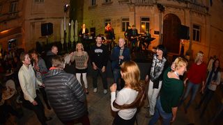 FIMBA After party na Narodnom trgu uz bend Songbusters FIMBA After party na Narodnom trgu uz bend Songbusters