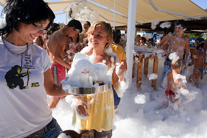 Odbojkaški turnir i pjena party u Bibnjama, foto: Leo Banić