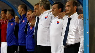 Bratislava, Slovacka, 110810.
Stadion Pasienky.
Medjunarodna  prijateljska nogometna utakmica 
Slovacka – Hrvatska
Na fotografiji: prvi s desna Vladimir Weiss slovacki izbornik.
Foto: Ronald Gorsic / CROPIX